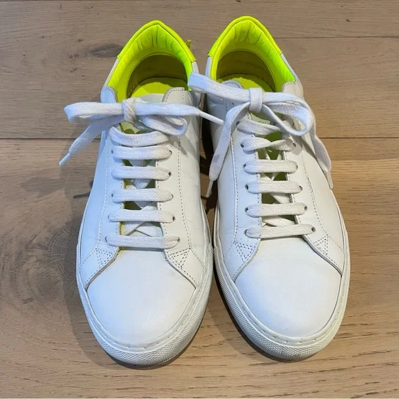 Givenchy white leather sneakers sz. 39 - Picture 2 of 11